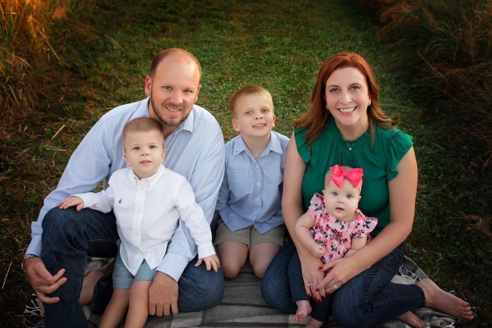 AJ Fus '04 and family